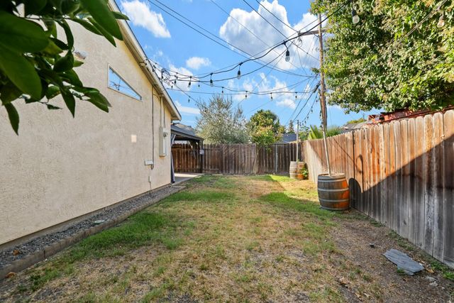 2112 N Stockton St, Stockton, CA 95204