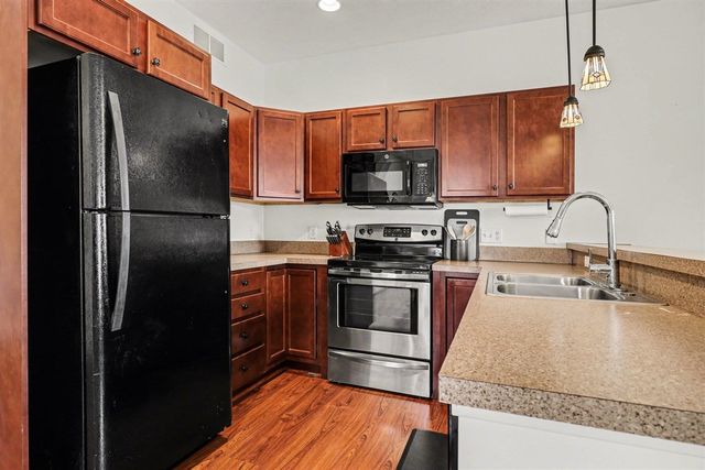 1910 Meijer Drive, Greenville, MI 48838