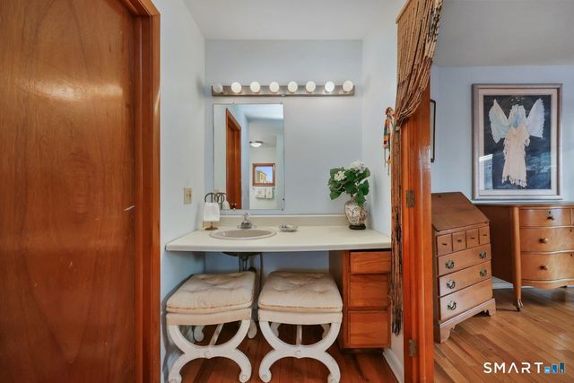 6 Lighthouse Point, Fairfield, CT 06824