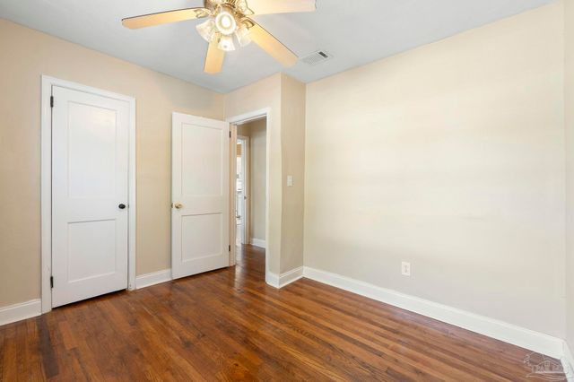 306 SE Kalash Rd, Pensacola, FL 32507