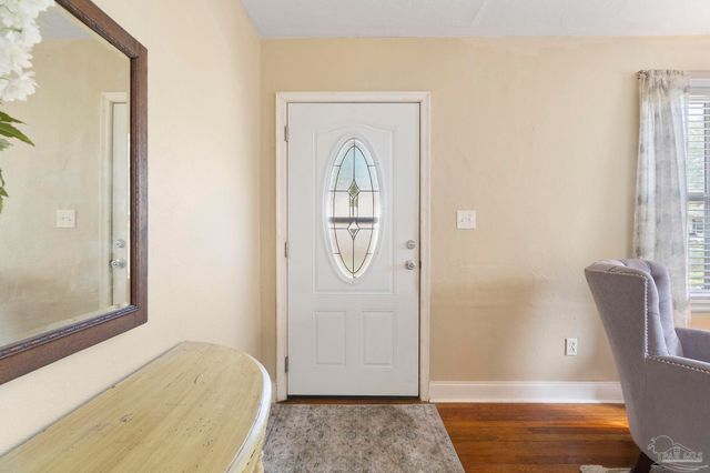 306 SE Kalash Rd, Pensacola, FL 32507