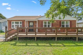 306 SE Kalash Rd, Pensacola, FL 32507