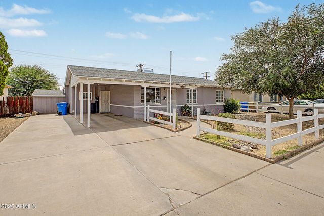 2037 W STATE Avenue, Phoenix, AZ 85021