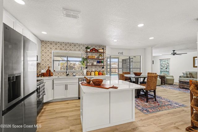 218 Cambridge Avenue NE, Palm Bay, FL 32907