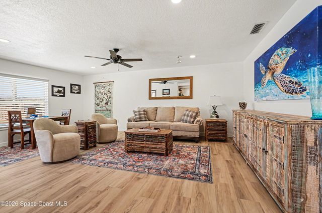 218 Cambridge Avenue NE, Palm Bay, FL 32907