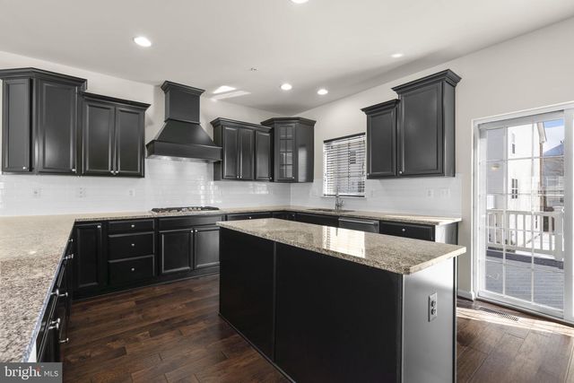 6974 SOUTHMOOR ST, Hanover, MD 21076