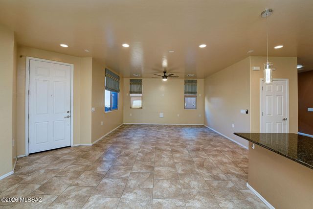 13991 E Cheavront Loop, Vail, AZ 85641