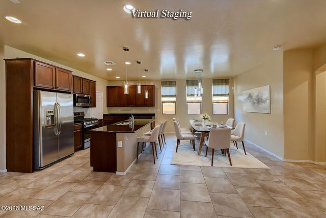13991 E Cheavront Loop, Vail, AZ 85641
