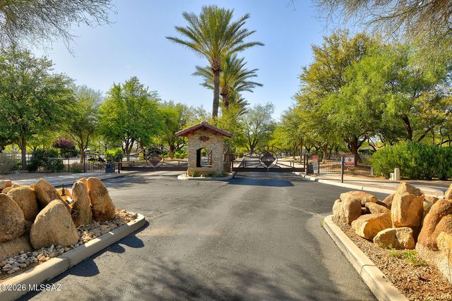 13991 E Cheavront Loop, Vail, AZ 85641