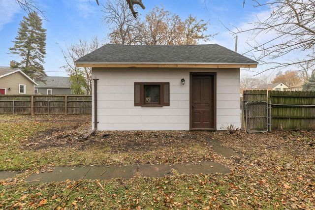 819 OTTER AVENUE, Oshkosh, WI 54901