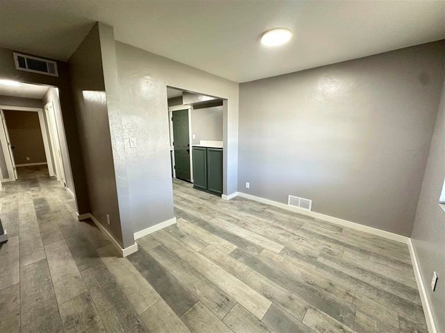 2206 NW Lindy Ave, Lawton, OK 73505