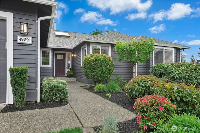 4909 NE 21st Street, Renton, WA 98059