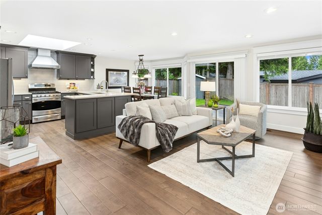 4909 NE 21st Street, Renton, WA 98059