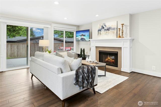 4909 NE 21st Street, Renton, WA 98059