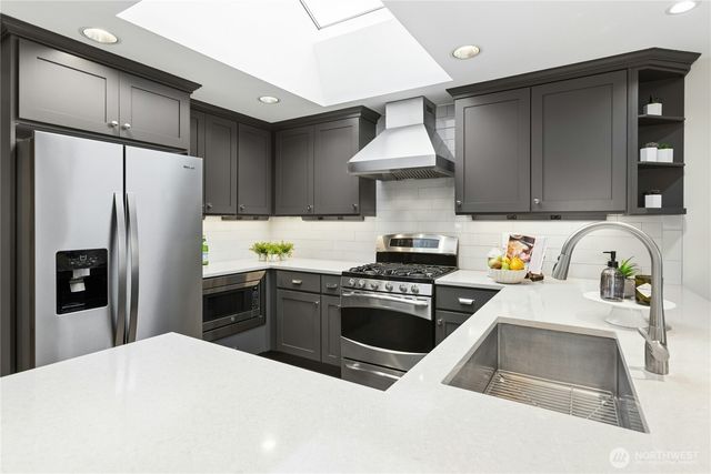 4909 NE 21st Street, Renton, WA 98059