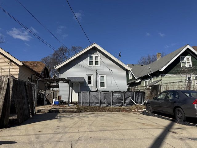 2608 N 45th STREET, Milwaukee, WI 53210