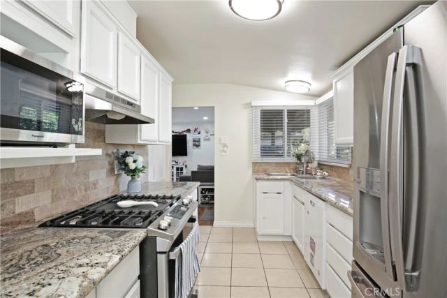 11003 Pangborn, Downey, CA 90241