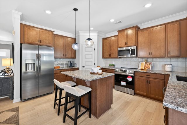 8175 Harbour Chase Loop, Ooltewah, TN 37363