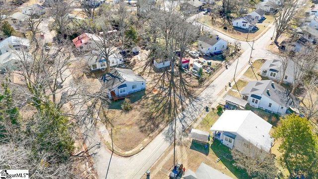 215 Louisiana Street, Honea Path, SC 29654