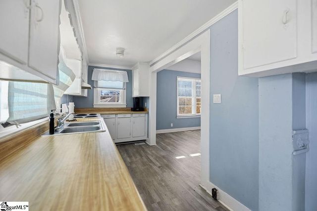 215 Louisiana Street, Honea Path, SC 29654