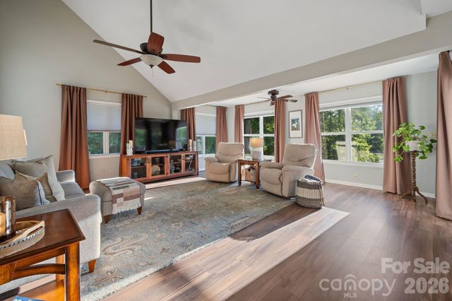 710 Riverwood Drive, Lexington, NC 27292