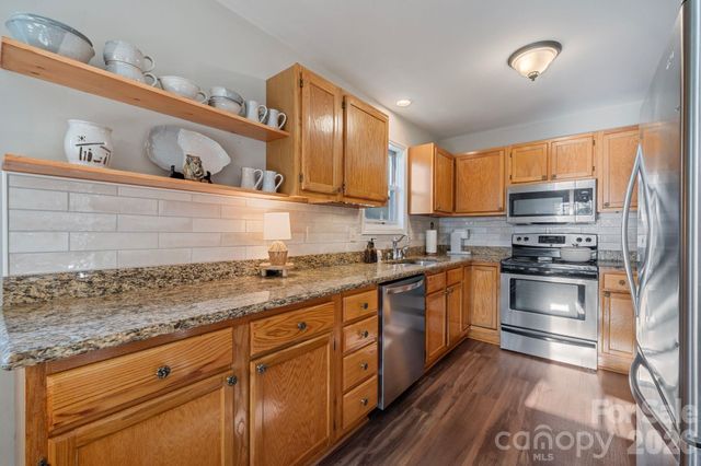 710 Riverwood Drive, Lexington, NC 27292