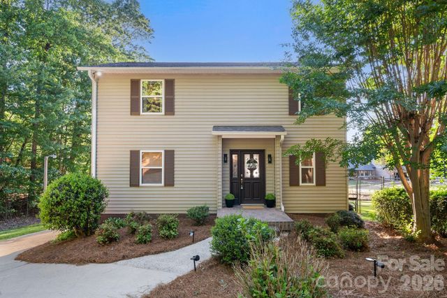 710 Riverwood Drive, Lexington, NC 27292