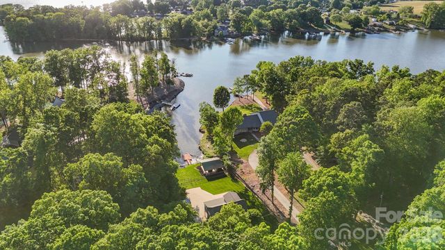 710 Riverwood Drive, Lexington, NC 27292