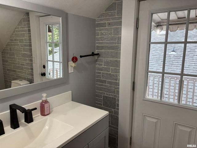 1004 Bryn Mawr Boulevard, Springfield, IL 62703