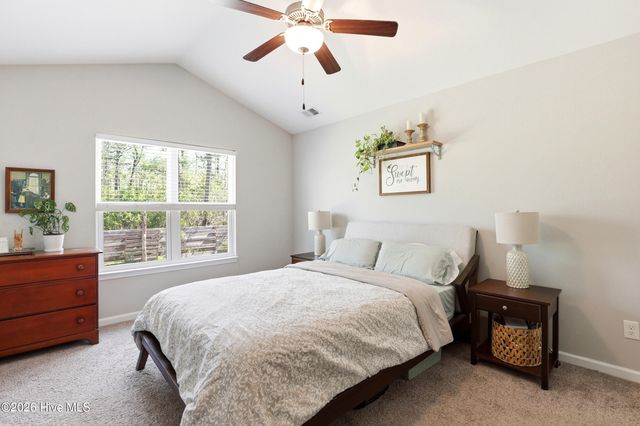 4432 Pinewood Village Drive SE, Southport, NC 28461