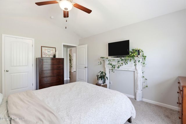 4432 Pinewood Village Drive SE, Southport, NC 28461
