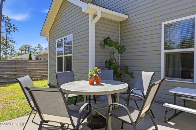 4432 Pinewood Village Drive SE, Southport, NC 28461