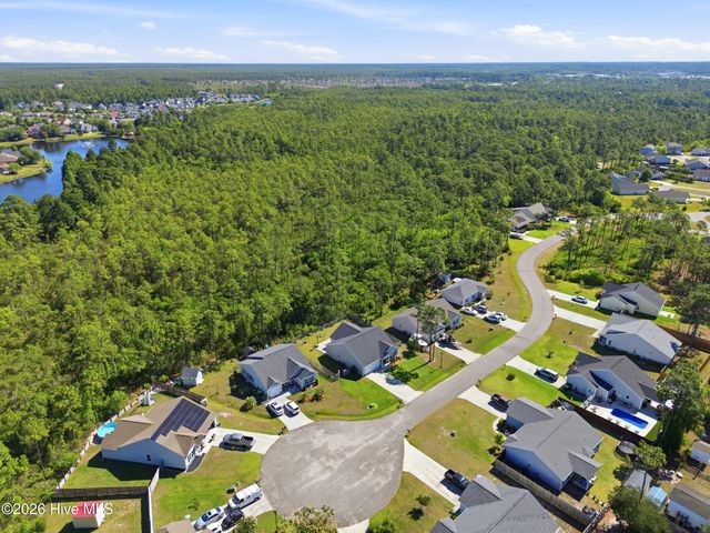 4432 Pinewood Village Drive SE, Southport, NC 28461