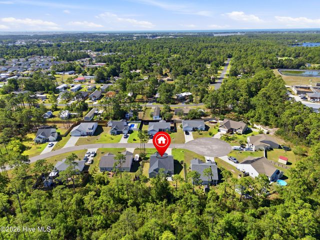 4432 Pinewood Village Drive SE, Southport, NC 28461