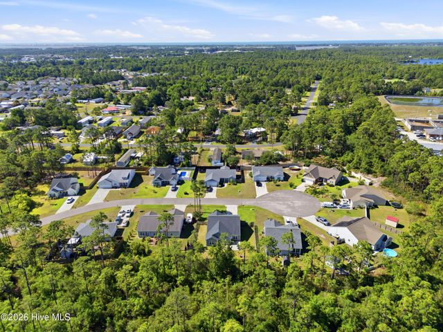 4432 Pinewood Village Drive SE, Southport, NC 28461