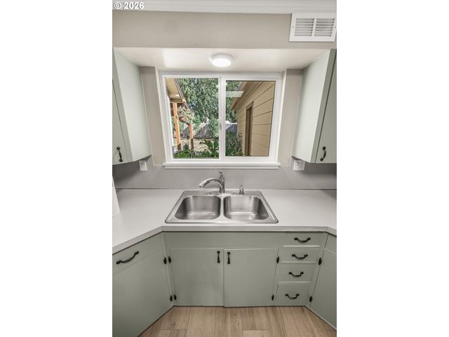4506 Se NAEF Rd, Milwaukie, OR 97267