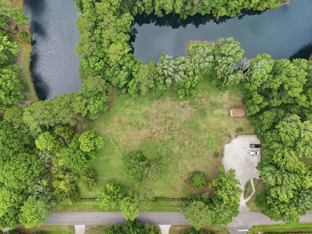 329 Great Lakes Rd., Pawleys Island, SC 29585