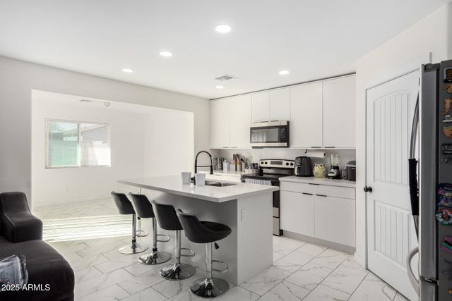 9050 S CALLE TOMI --, Guadalupe, AZ 85283