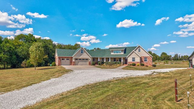8689 W Farm Rd 194, Republic, MO 65738