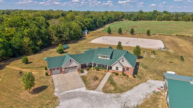 8689 W Farm Rd 194, Republic, MO 65738