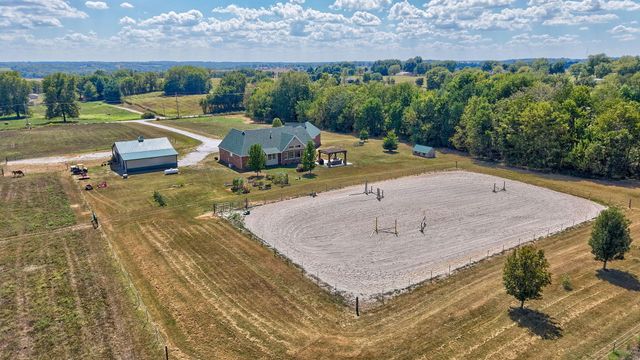 8689 W Farm Rd 194, Republic, MO 65738