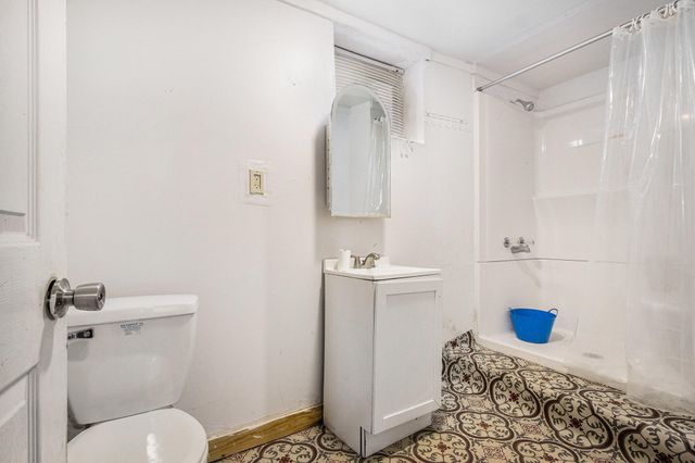 446 N 24th Street N, Springfield City, MI 49037