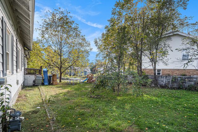 446 N 24th Street N, Springfield City, MI 49037