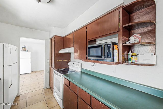 519 N CHERI LYNN Drive, Chandler, AZ 85225