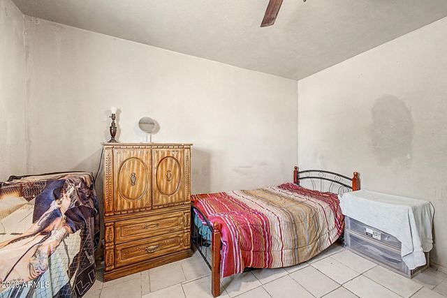 519 N CHERI LYNN Drive, Chandler, AZ 85225