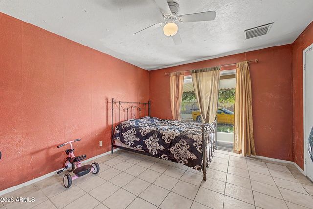 519 N CHERI LYNN Drive, Chandler, AZ 85225