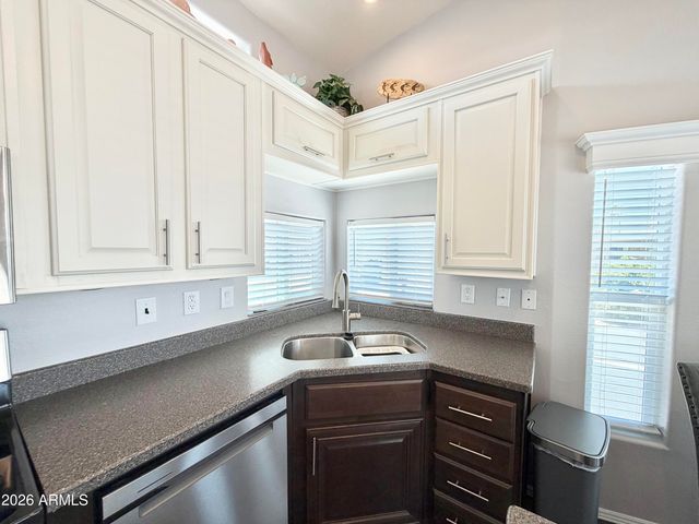 111 S GREENFIELD Road 753, Mesa, AZ 85206
