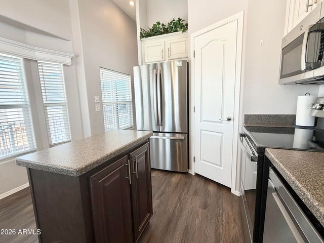 111 S GREENFIELD Road 753, Mesa, AZ 85206