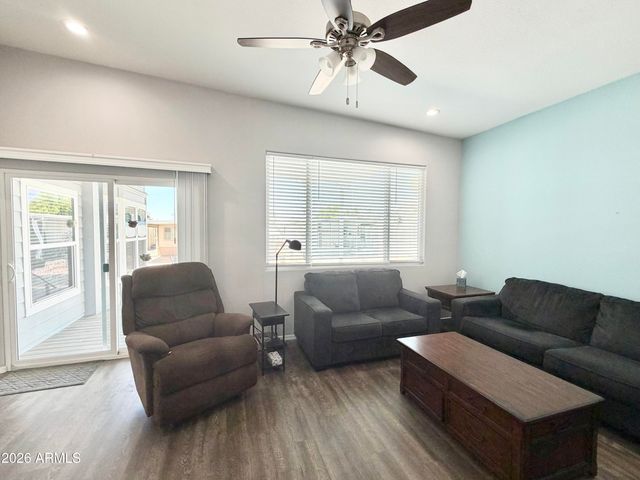 111 S GREENFIELD Road 753, Mesa, AZ 85206