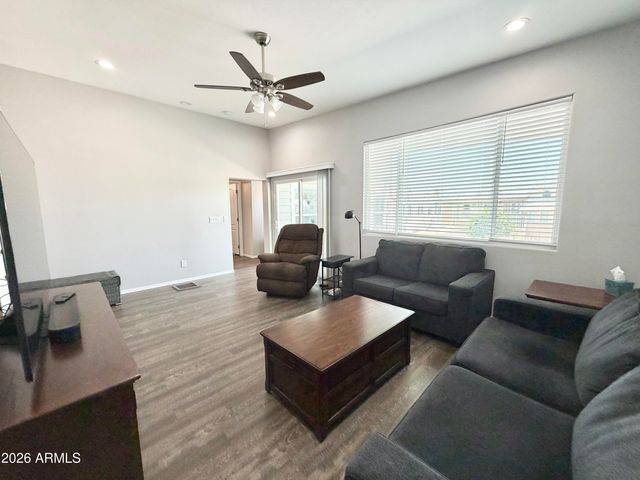 111 S GREENFIELD Road 753, Mesa, AZ 85206